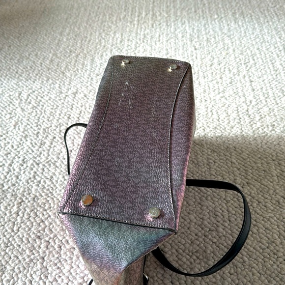 Michael Kors Purse - holographic shiny - Picture 7 of 7